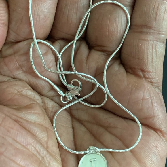 Necklace & Chain - Picture 3 of 4